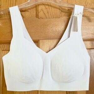 Aerie Smoothez nude bralette. Soft fabric, wide straps, removable padding, Large